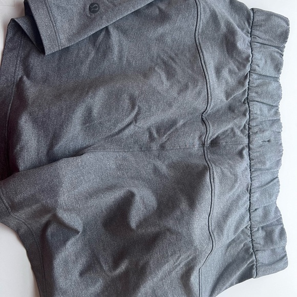 Lululemon - Picture 1 of 3